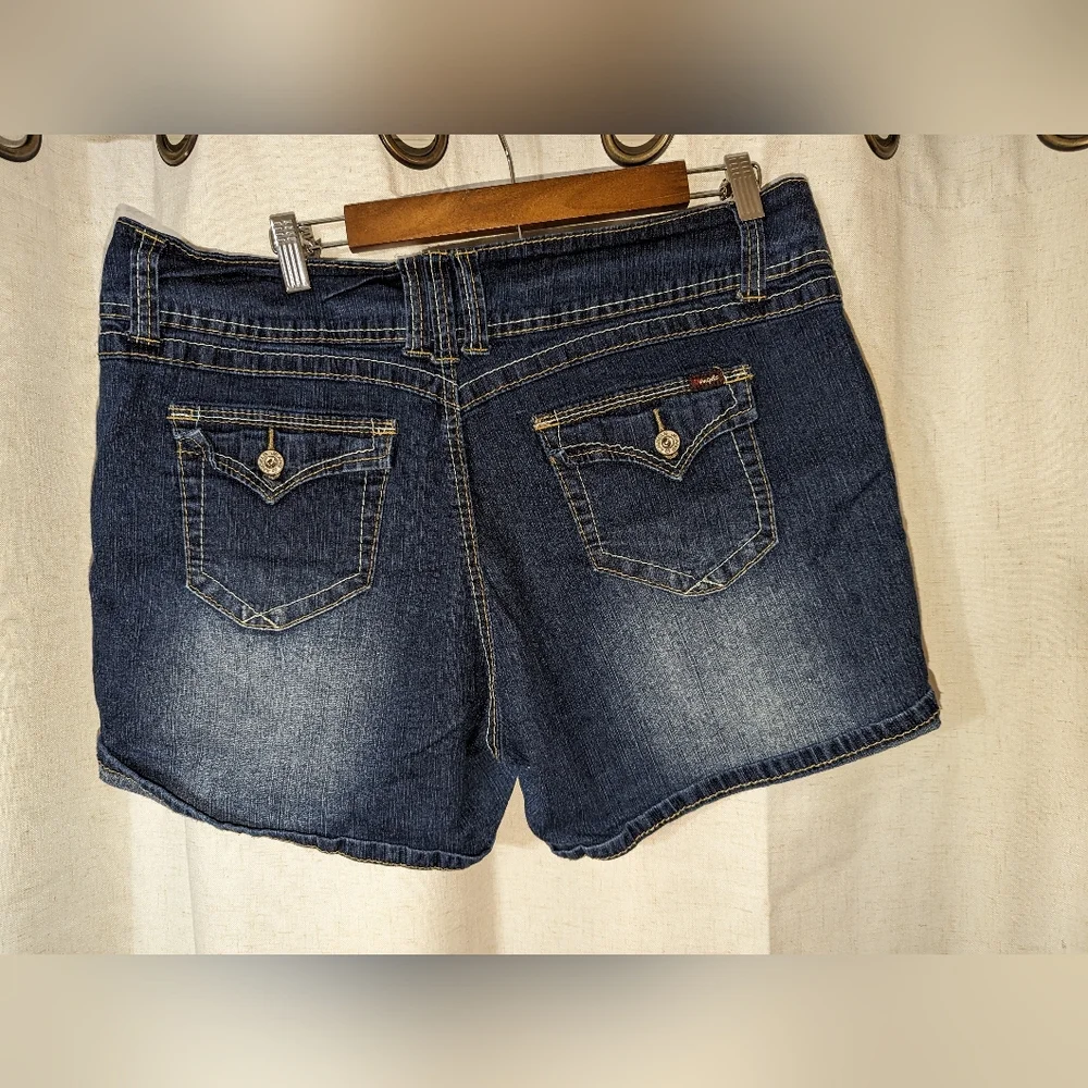 Vintage 2000s Angels Denim Shorts Size 16
